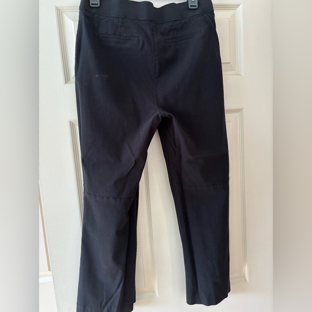 Women’s Calvin Klein Sz Large Black Cropped Length Slacks with Flare - Picture 4 of 4